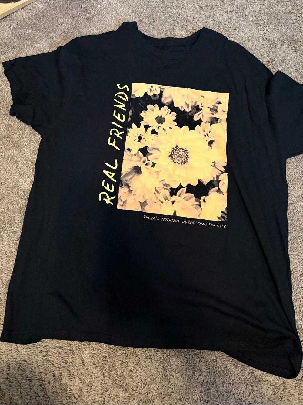 Real Friends Men’s Large Band T